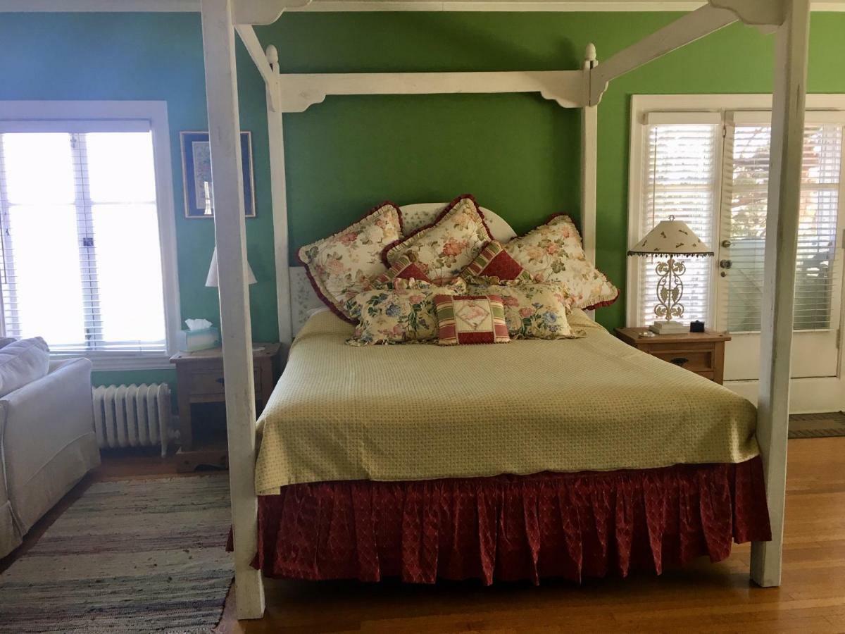 The Villa Bed & Breakfast (Adults Only) Tacoma Chambre photo