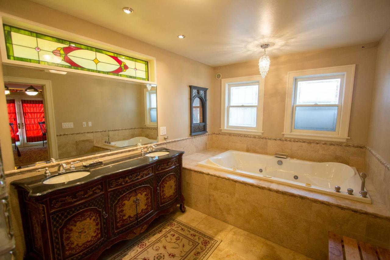 The Villa Bed & Breakfast (Adults Only) Tacoma Chambre photo